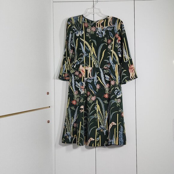 Ann Taylor Dress Womens Size 4 Green Flowers and dog Pattern - Picture 3 of 5